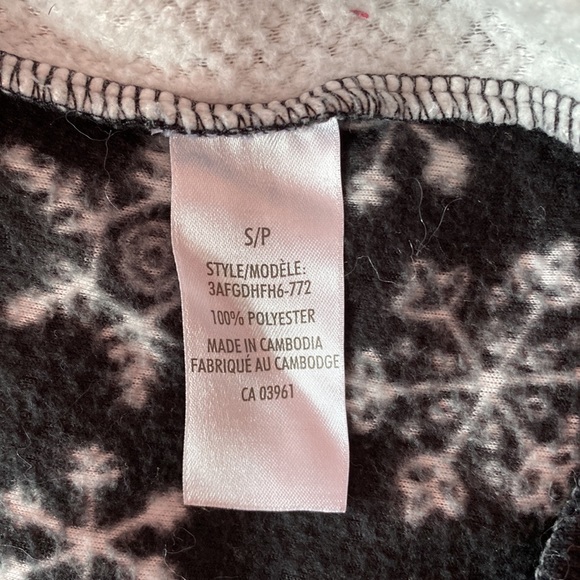 Fleece Lounge/Pajama Set - Picture 8 of 9